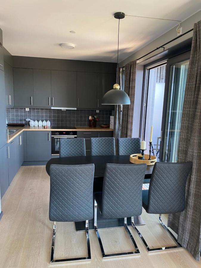 Leilighet Med Panoramautsikt Sjusjoen Innendors Parkering 外观 照片